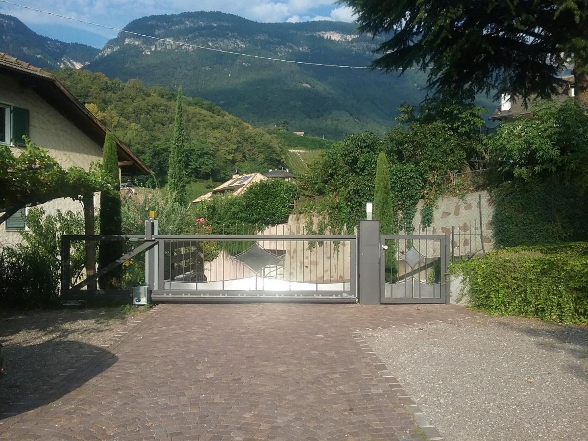 Ferienwohnungen St. Michael Eppan an der Weinstraße Exterior foto